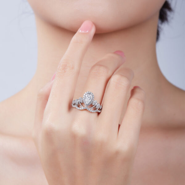 V-shaped water drop S925 silver plated with white gold colored moissanite female ring 1 carat D grade (Copy) - Image 2