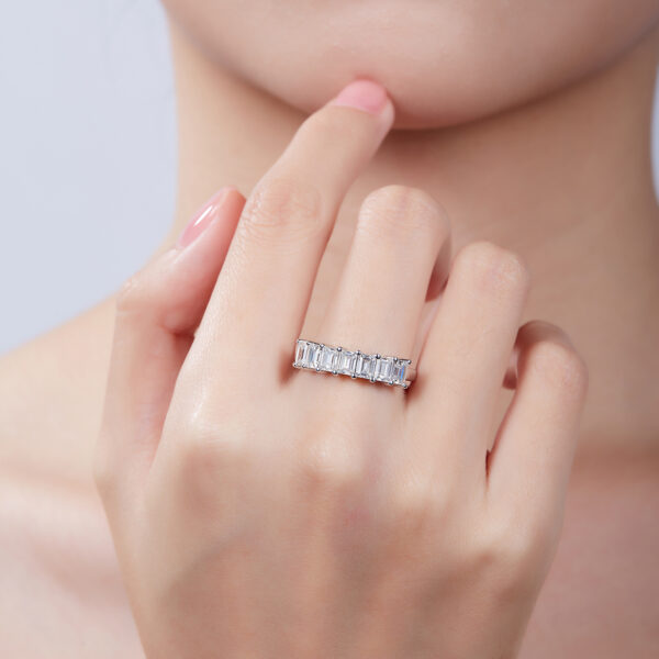 Rectangular ring S925 silver plated with white gold moissanite female ring 2.1 carats D grade - Image 6