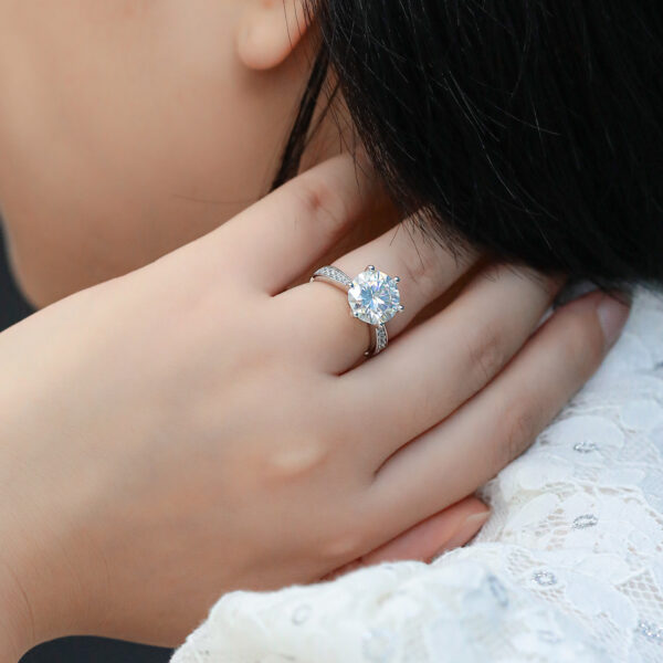 Micro-inlaid S925 silver plated with white gold moissanite female ring 5.0 carats D grade - Image 2