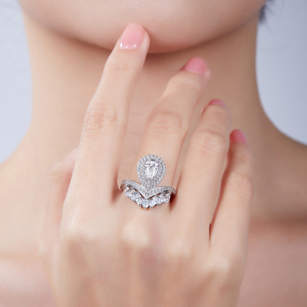 V-shaped pearl water drop S925 silver plated with white gold colored moissanite female ring 1 carat D grade - Image 2