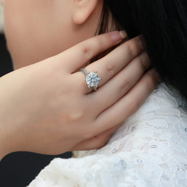 Banbijiangshan S925 silver plated white gold moissanite female ring 5.0 carat D grade - Image 2