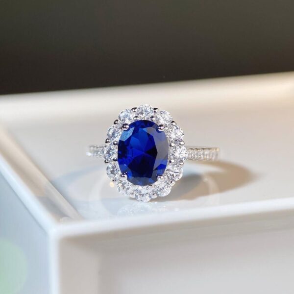S925 sterling silver sapphire ring for women, pigeon egg shape, luxurious full inlay - Image 2
