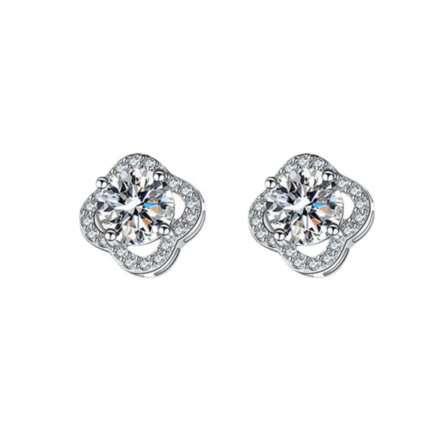 S925 sterling silver jewelry moissanite four-leaf clover moissanite earrings fashionable all-match earrings - Image 2