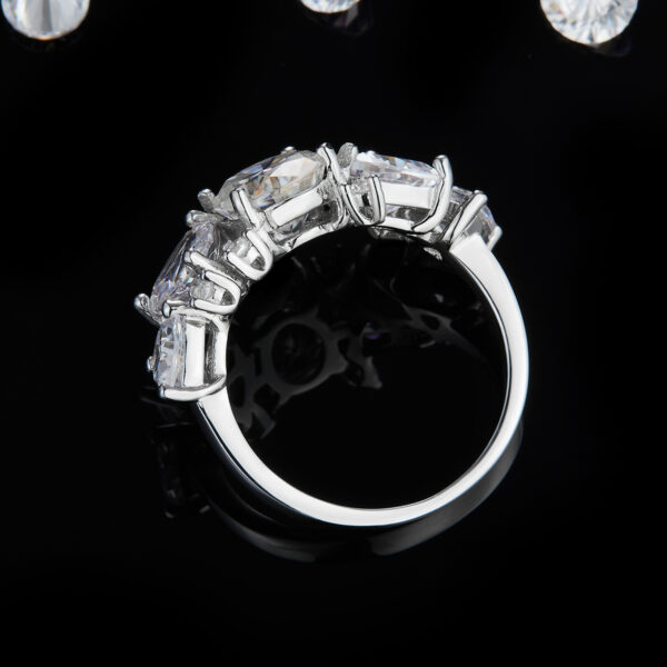 Special-shaped diamond ring S925 silver plated white gold female ring custom selection main stone moissanite 2.0ct/side stone high carbon diamond - Image 3