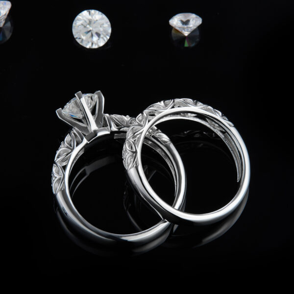 S925 silver plated platinum main and secondary rings stacking women's rings custom selection main stone moissanite 1.0ct/secondary stone high carbon diamond - Image 3
