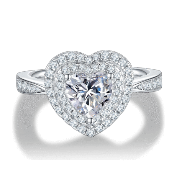 Luxury Heart Shape S925 Silver Plated White Gold Moissanite Women's Ring 1.0 Carat D Grade