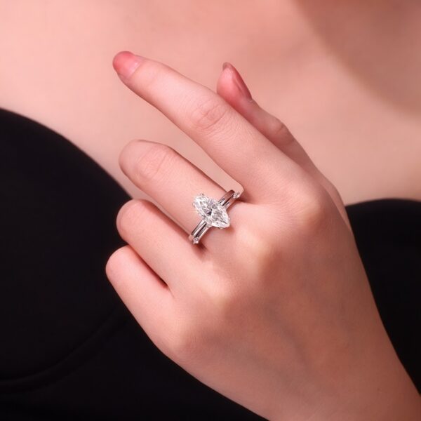 S925 silver plated 18K white gold female ring horse eye shaped moissanite 3.0CT - Image 3