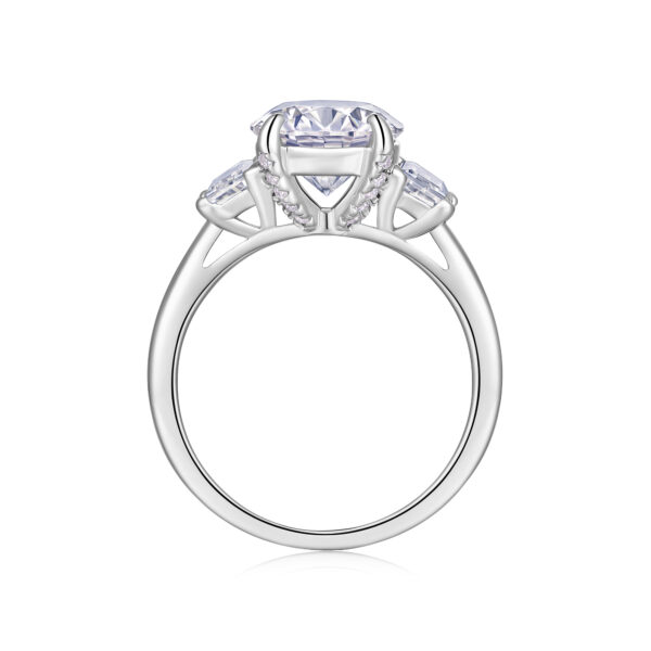 S925 silver plated 18K white gold three-stone female ring main stone egg-shaped moissanite 3.0CT - Image 4