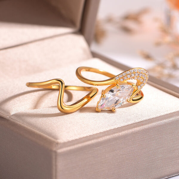 S925 silver plated 18K gold horse eye shaped moissanite female ring main stone 12*6mm/2.0CT - Image 3