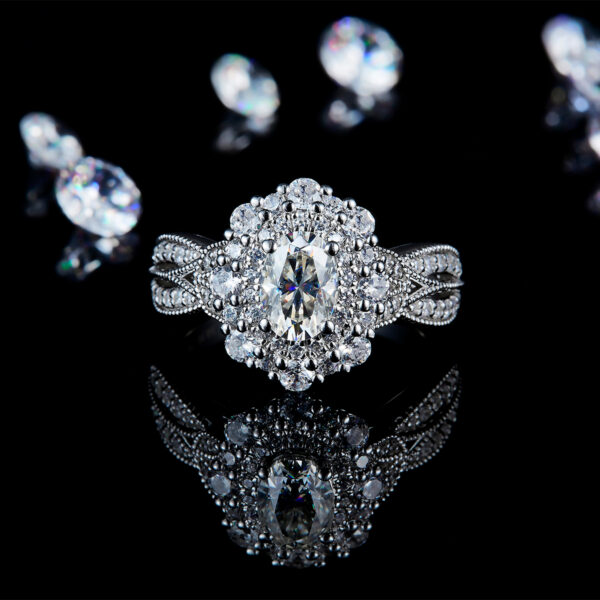 Luxury proposal egg-shaped female ring S925 silver plated with platinum Customized selection Main stone Moissanite 1.0ct/side stone high carbon diamond - Image 2