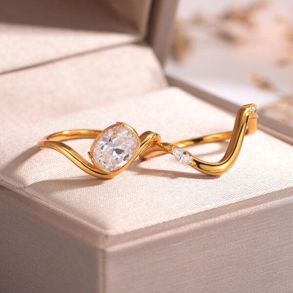 S925 silver plated with 18K gold rectangular cushion-shaped moissanite female ring main stone 8*6mm/2.0CT - Image 3