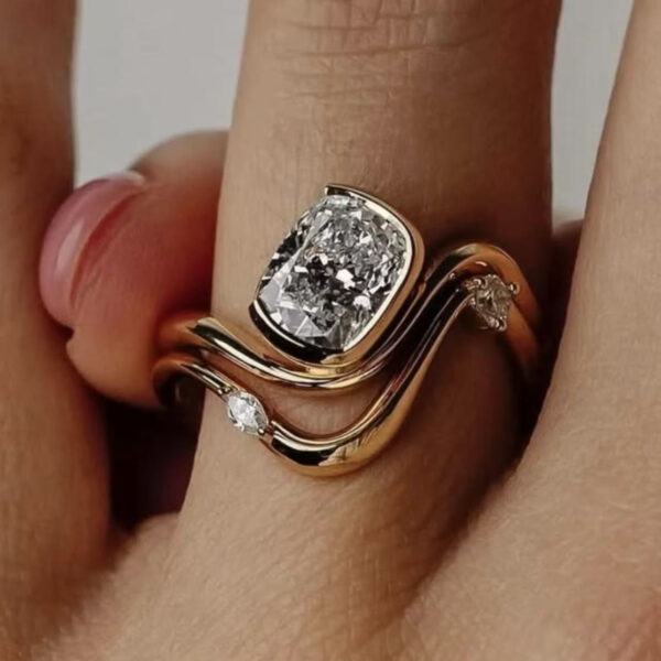 S925 silver plated with 18K gold rectangular cushion-shaped moissanite female ring main stone 8*6mm/2.0CT - Image 2