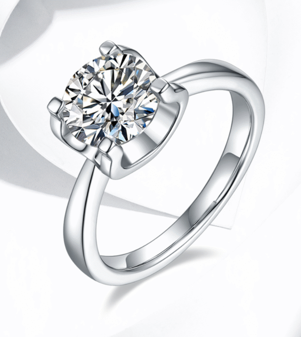 Classic Bullhead S925 Silver Platinum-plated Moissanite Women's Ring 2.0 Carats D Grade - Image 4